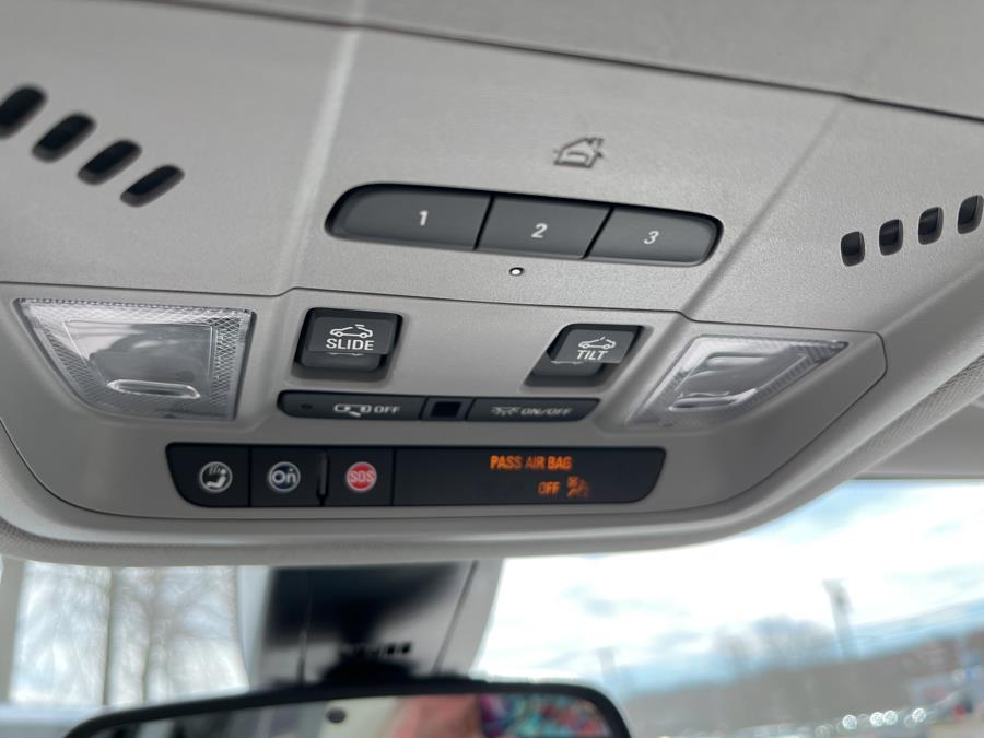 2022 GMC Acadia AWD 4dr SLT photo