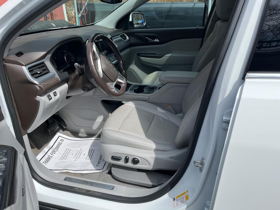 2022 GMC Acadia AWD 4dr SLT photo