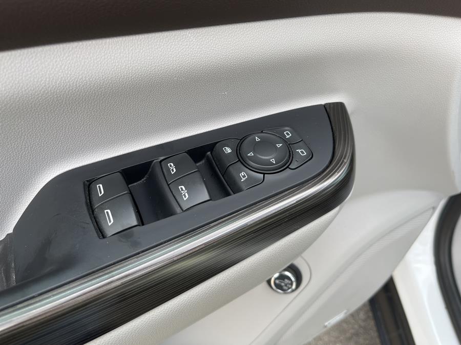 2022 GMC Acadia AWD 4dr SLT photo