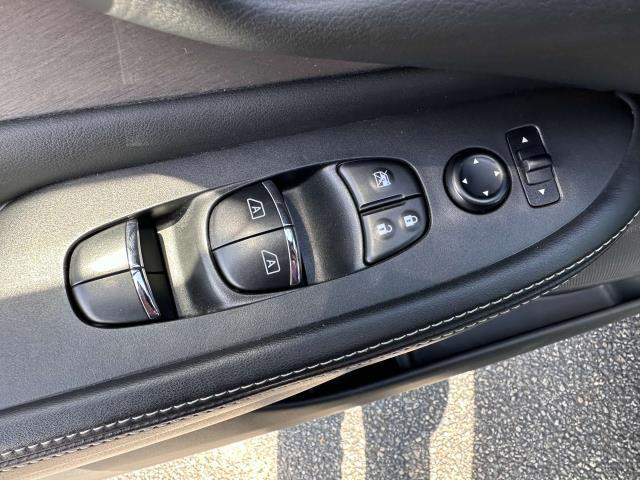 2024 Nissan Murano SL photo