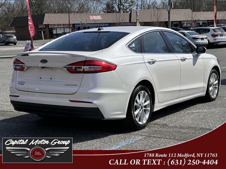 2019 Ford Fusion Energi Titanium FWD photo
