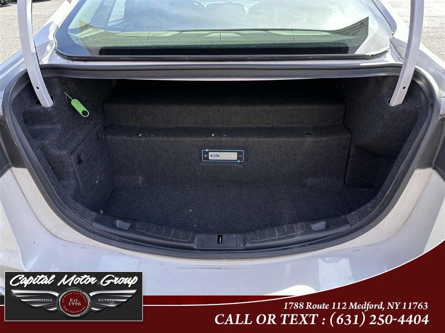 2019 Ford Fusion Energi Titanium FWD photo