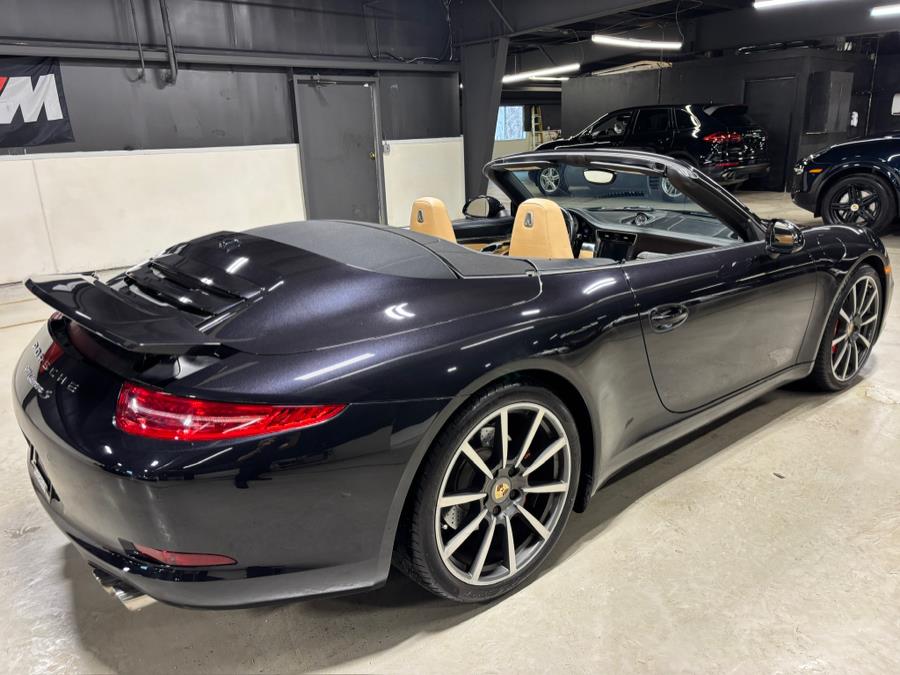 2014 Porsche 911 Carrera 4S photo