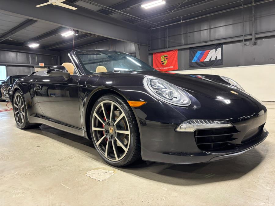 2014 Porsche 911 Carrera 4S photo