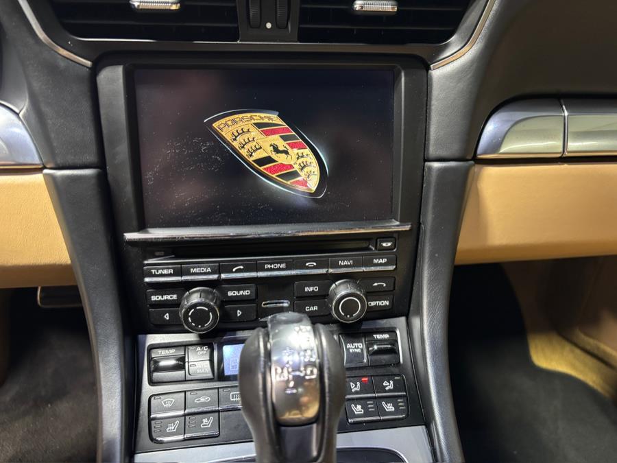 2014 Porsche 911 Carrera 4S photo