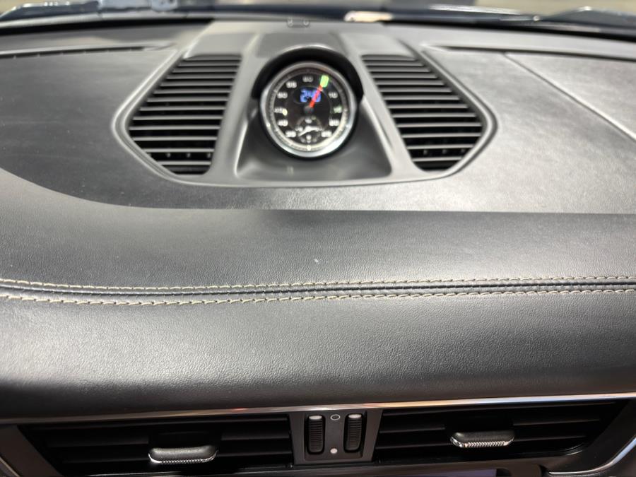 2014 Porsche 911 Carrera 4S photo