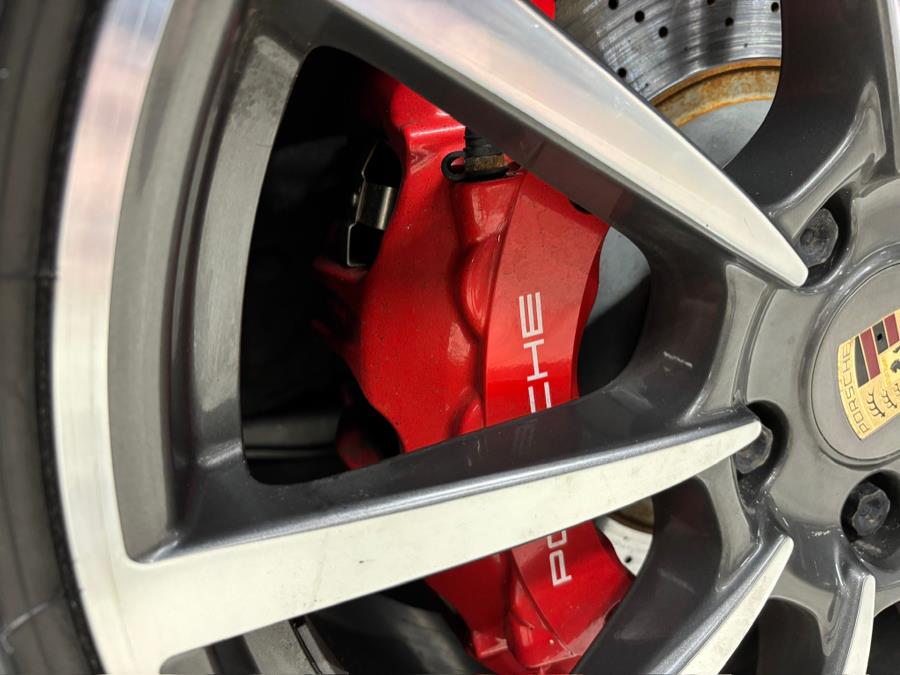 2014 Porsche 911 Carrera 4S photo