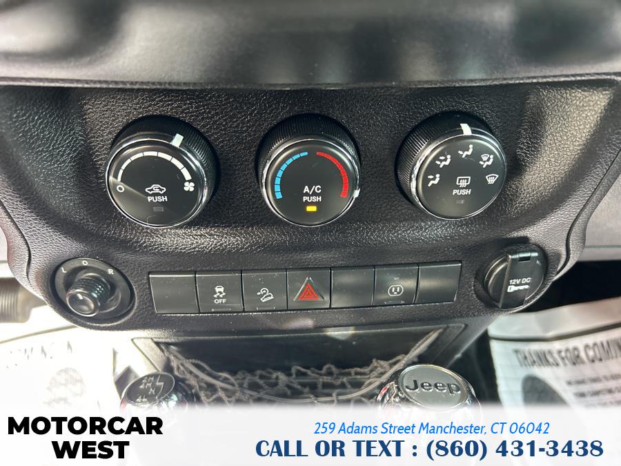 2017 Jeep Wrangler Unlimited Sport 4x4 photo