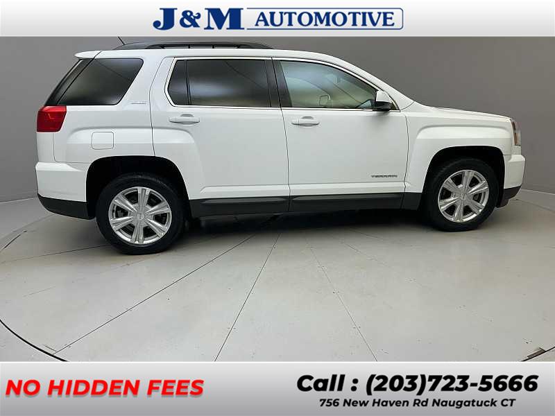 2017 GMC Terrain SLE photo