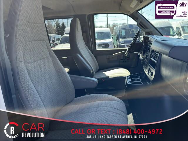 2017 Chevrolet Express 2500 LT 2500 135'' photo