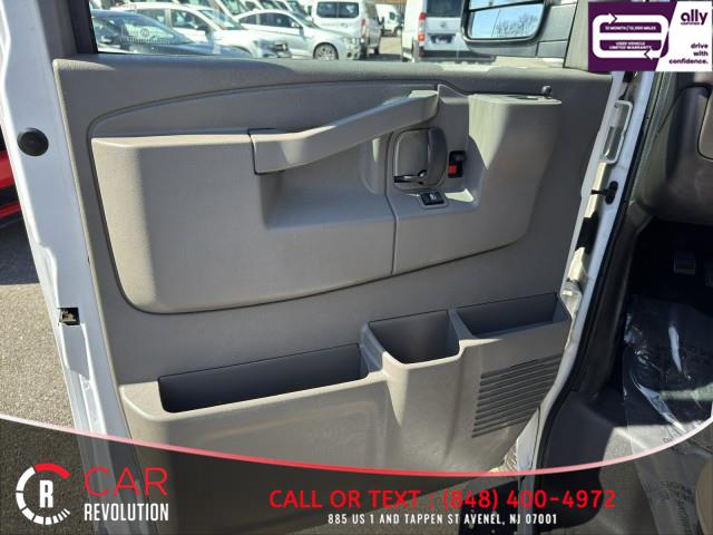 2017 Chevrolet Express 2500 LT 2500 135'' photo