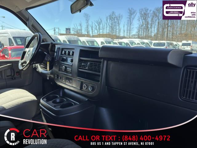 2017 Chevrolet Express 2500 LT 2500 135'' photo