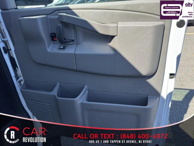 2017 Chevrolet Express 2500 LT 2500 135'' photo