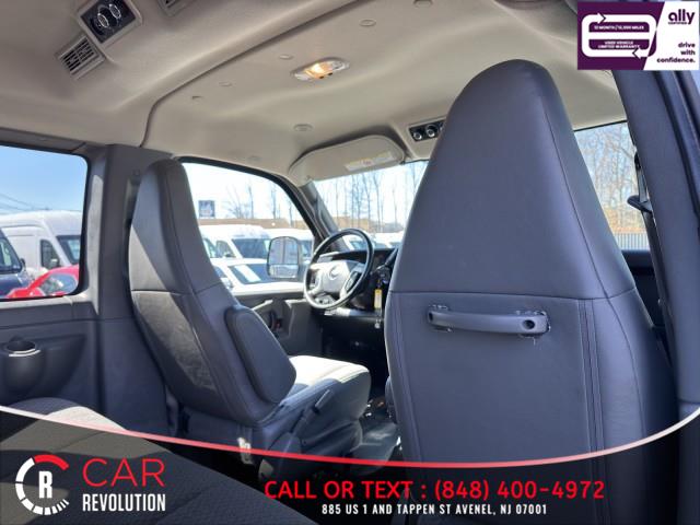 2017 Chevrolet Express 2500 LT 2500 135'' photo