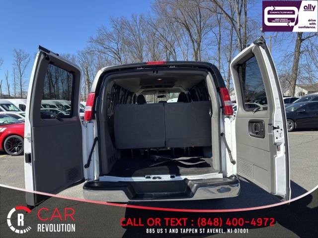 2017 Chevrolet Express 2500 LT 2500 135'' photo