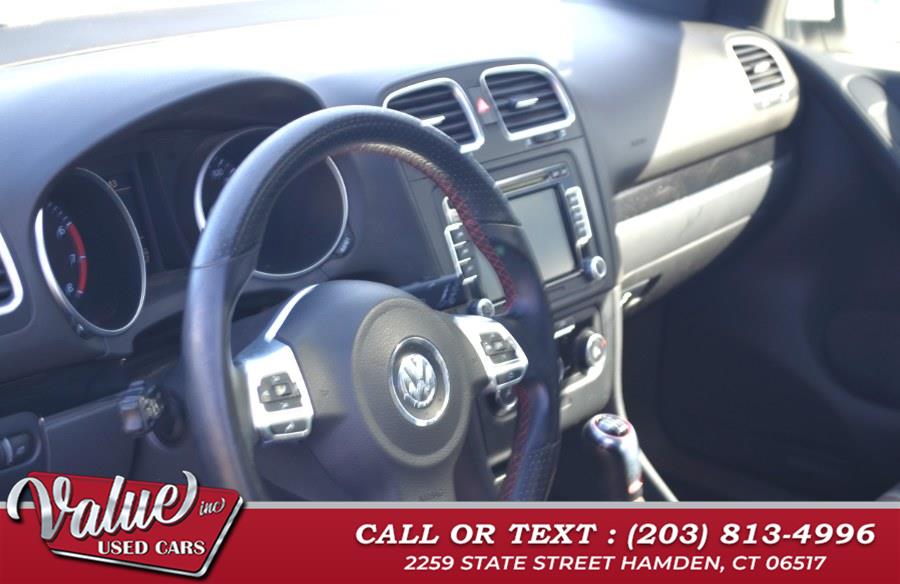 2012 Volkswagen GTI Base PZEV photo