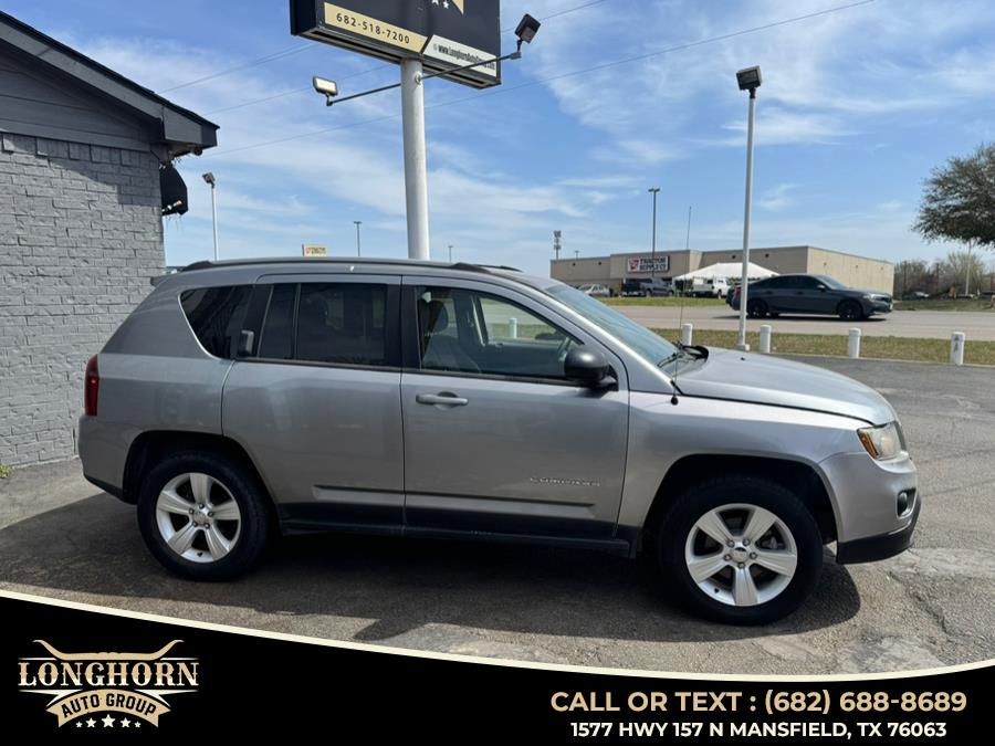 2015 Jeep Compass 4WD 4dr Altitude Edition photo