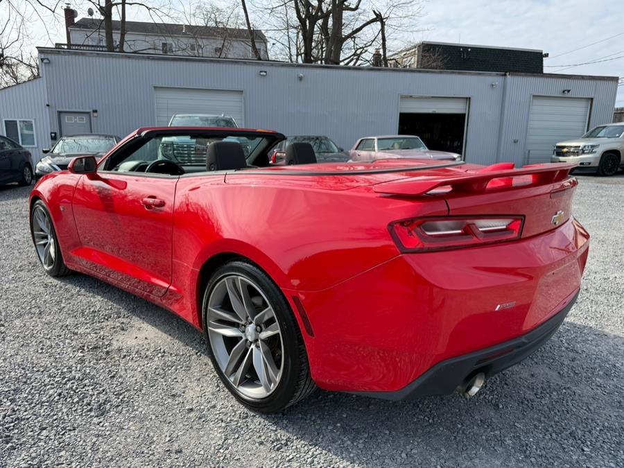 2017 Chevrolet Camaro 2dr Conv 1LT photo
