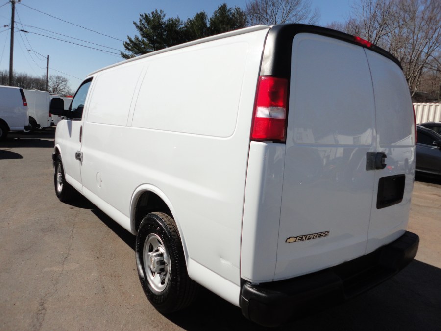 2020 Chevrolet Express Cargo Van RWD 3500 135