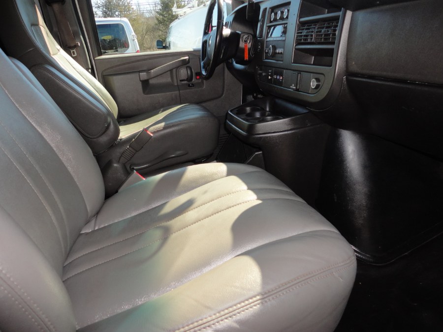 2020 Chevrolet Express Cargo Van RWD 3500 135