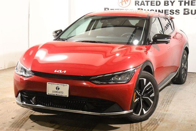 2022 Kia EV6 Wind photo
