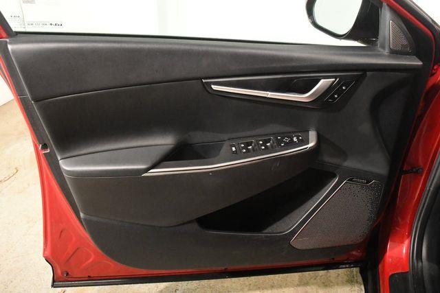 2022 Kia EV6 Wind photo