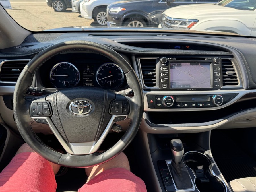 2014 Toyota Highlander Limited photo