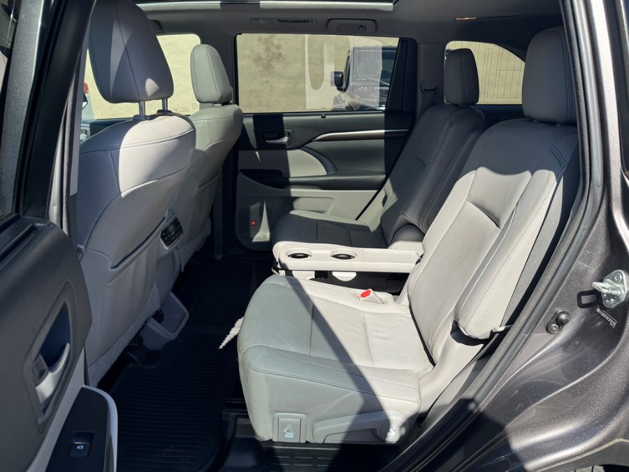 2014 Toyota Highlander Limited photo