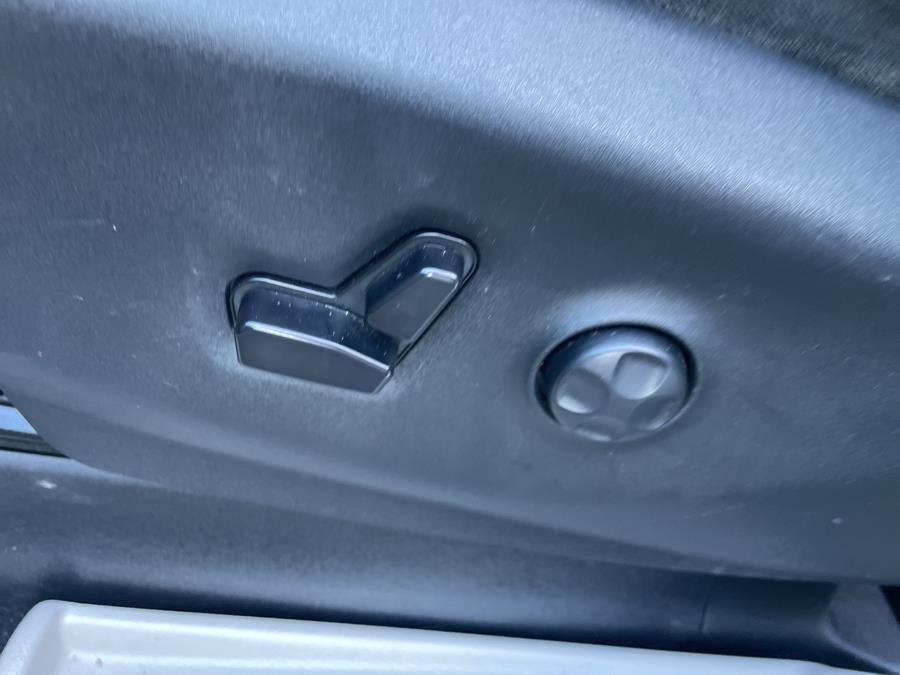 2019 Chrysler Pacifica Touring L FWD photo