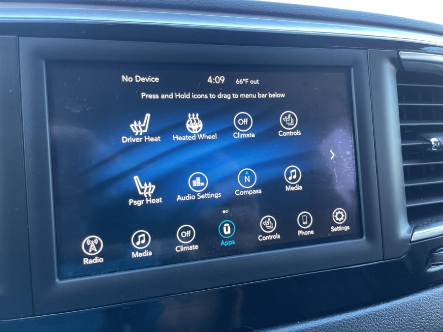 2019 Chrysler Pacifica Touring L FWD photo