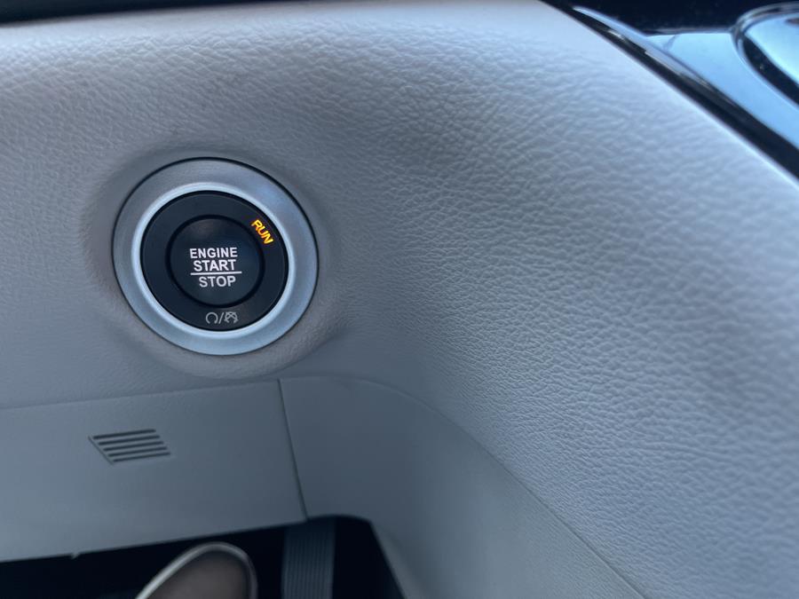 2019 Chrysler Pacifica Touring L FWD photo