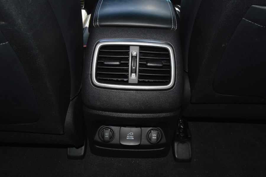 2017 Kia Sorento SXL V6 AWD photo