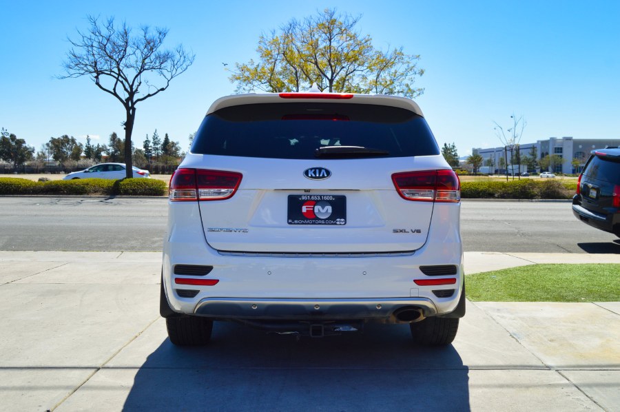 2017 Kia Sorento SXL V6 AWD photo