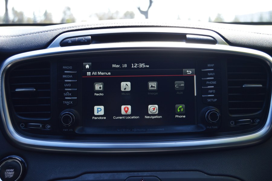 2017 Kia Sorento SXL V6 AWD photo