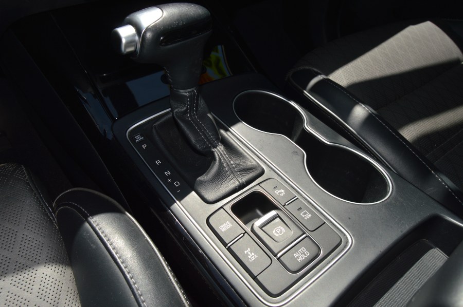2017 Kia Sorento SXL V6 AWD photo
