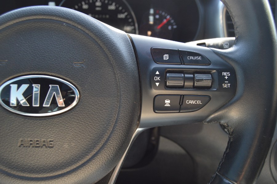2017 Kia Sorento SXL V6 AWD photo