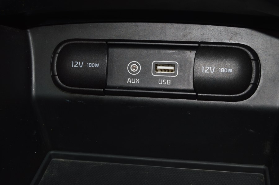2017 Kia Sorento SXL V6 AWD photo