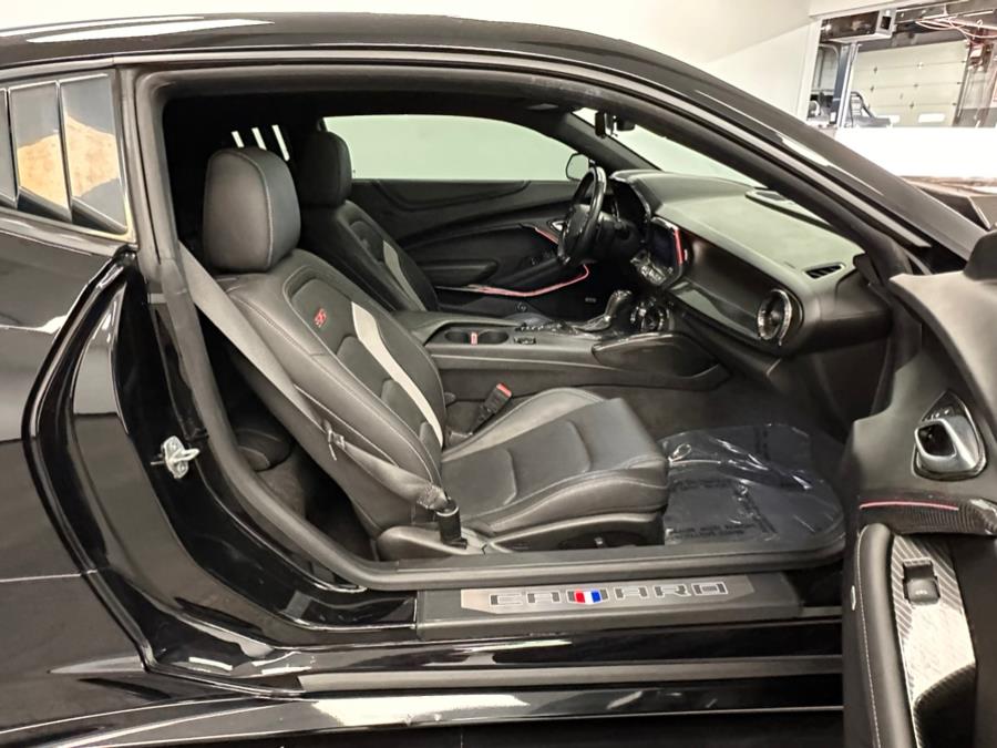 2019 Chevrolet Camaro 2dr Cpe 2SS photo