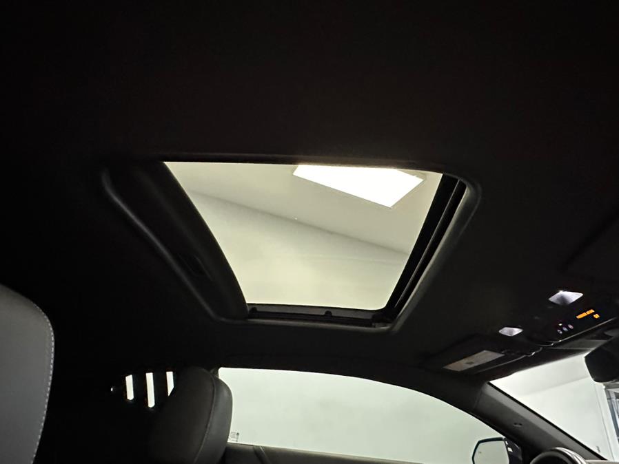 2019 Chevrolet Camaro 2dr Cpe 2SS photo
