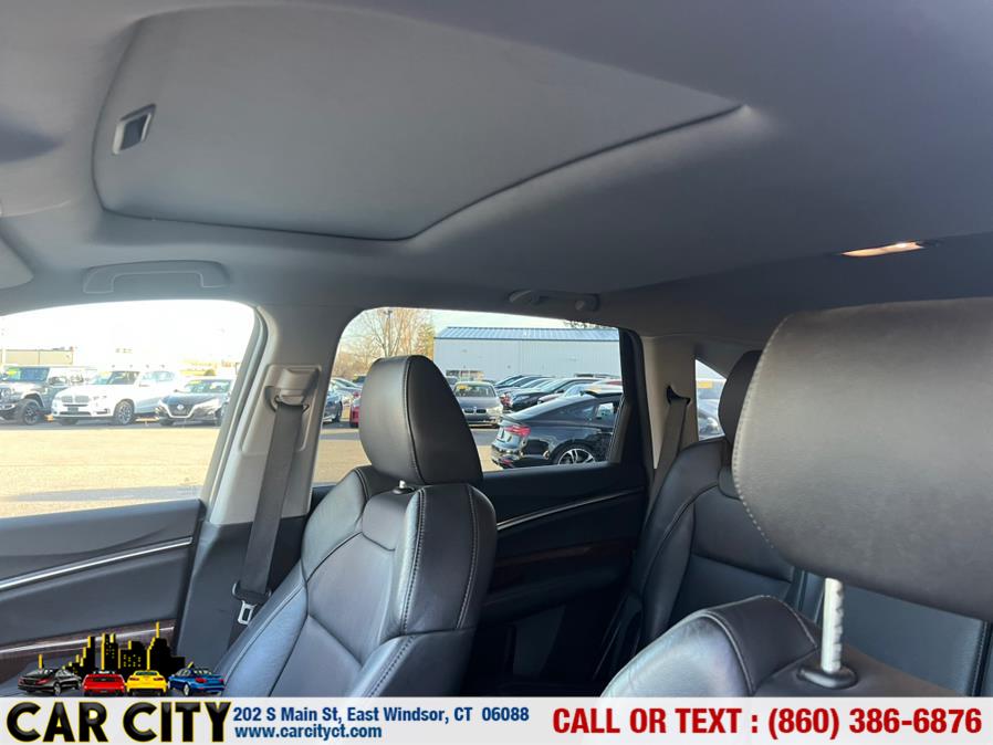 2017 Acura MDX SH-AWD photo