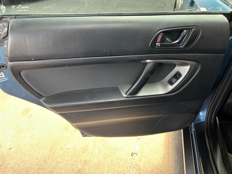 2009 Subaru Outback 2.5i Special Edition photo