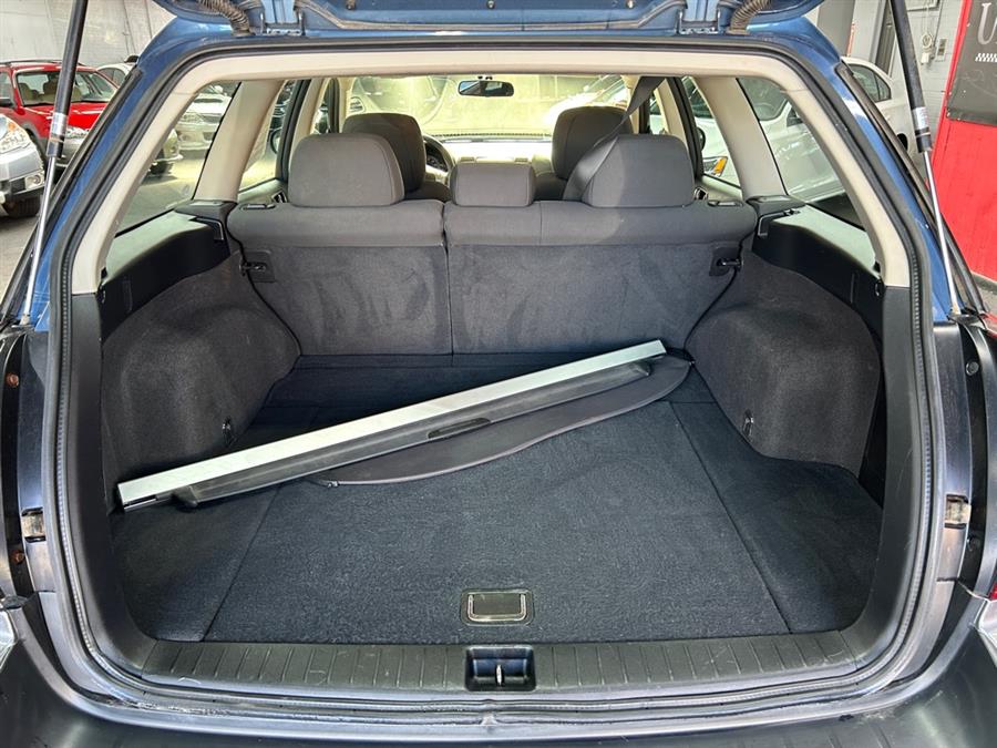 2009 Subaru Outback 2.5i Special Edition photo