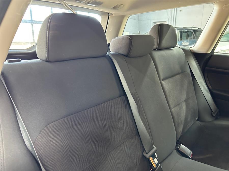 2009 Subaru Outback 2.5i Special Edition photo