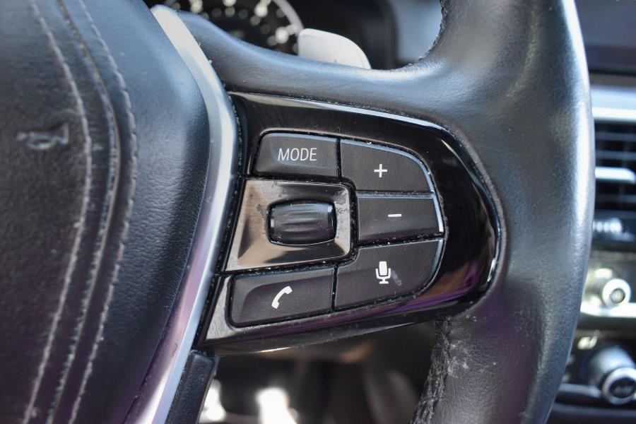 2019 BMW 5-Series 530i xDrive Sedan photo