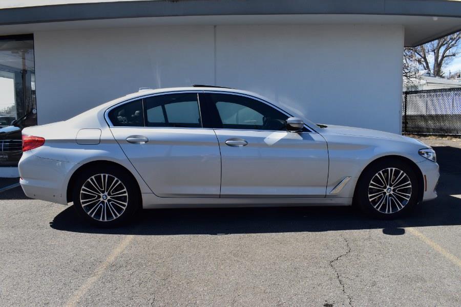 2019 BMW 5-Series 530i xDrive Sedan photo