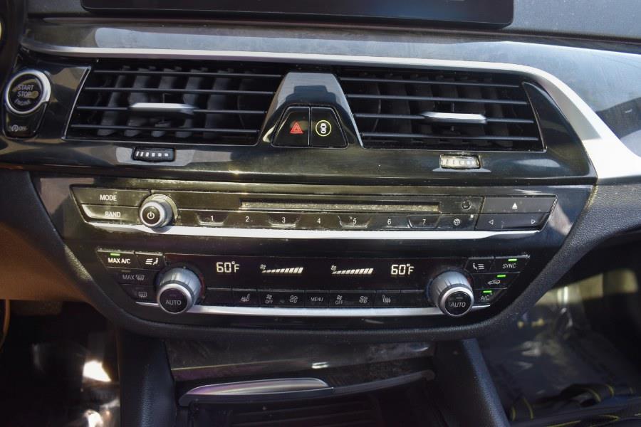 2019 BMW 5-Series 530i xDrive Sedan photo