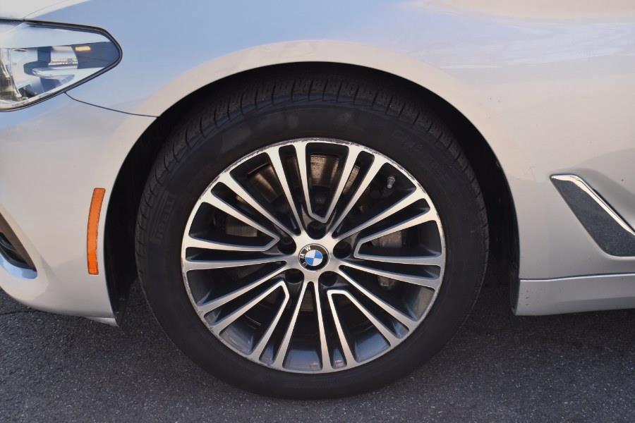 2019 BMW 5-Series 530i xDrive Sedan photo