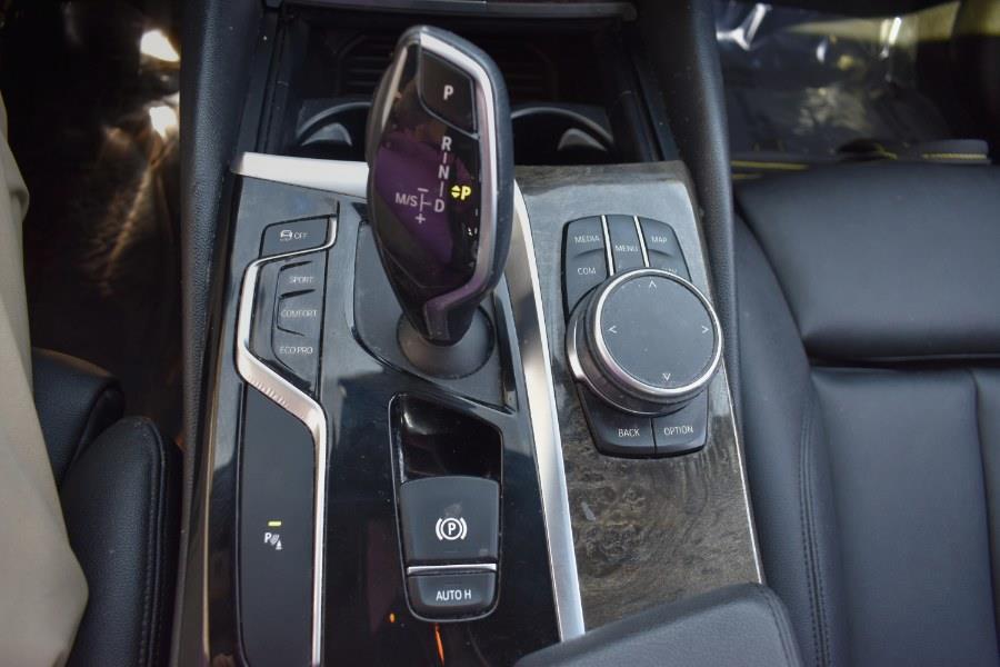 2019 BMW 5-Series 530i xDrive Sedan photo