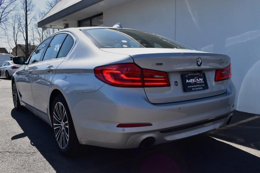 2019 BMW 5-Series 530i xDrive Sedan photo
