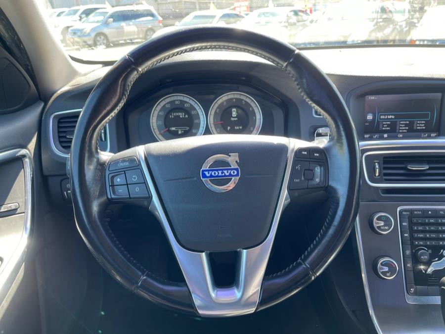 2012 Volvo S60 T5 photo